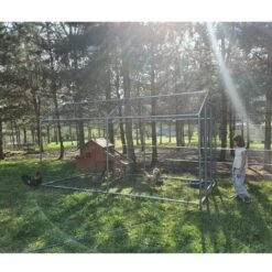 CHEMIN DES POULAILLERS Enclos Poulailler 8m² Tubes 32mm H2,25m - Parc Grillagé Renforcé 4x2m - Acier Galvanisé -POULAILLER ET ÉLEVAGE DE LA BASSE-COUR Ventes 13510122 4